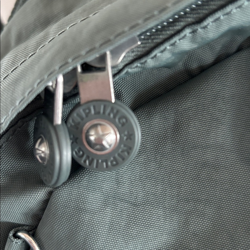Kipling Harper Expandable Backpack Women’s Light Aloe Tonal Sage Green Travel - Picture 4 of 15
